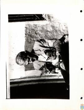 054